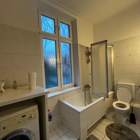 Idyllische Altbauwohnung Mit Vielen Schlafmoeglichkeiten Apartman *