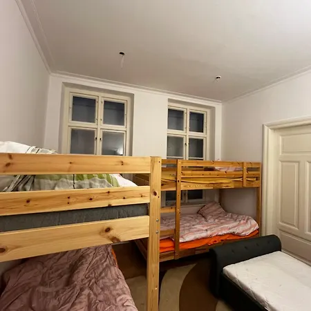 Apartman Idyllische Altbauwohnung Mit Vielen Schlafmoeglichkeiten Rendsburg